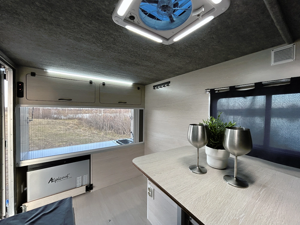 Стол обеденный в проходе 500×800 мм — фото 3