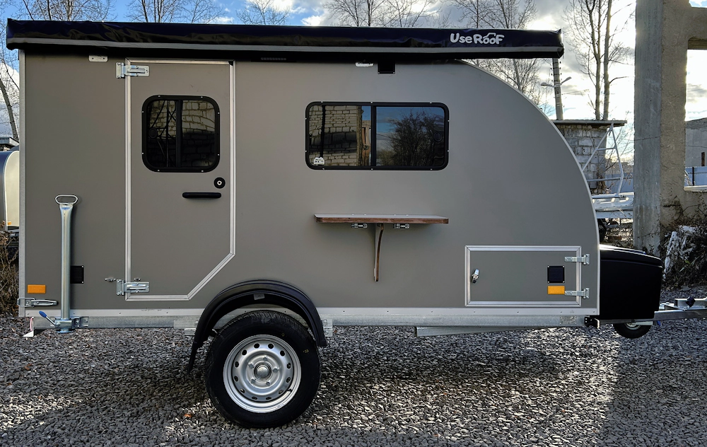 Окно во входной двери сдвижное