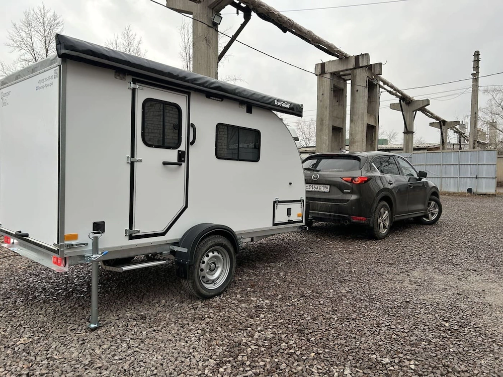 Модель "Гранд Турист" (Белого цвета с подъёмной крышей)