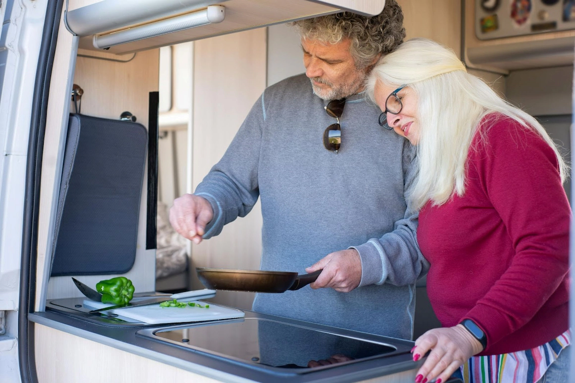 Как организовать путешествие на&nbsp;кемпере пенсионерам: советы и&nbsp;лайфхаки