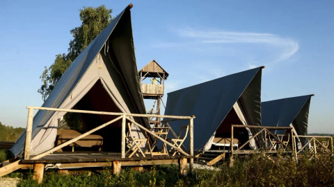 Рынок домов на&nbsp;колёсах и&nbsp;глэмпингов стремительно растёт. Кемпер-Урал