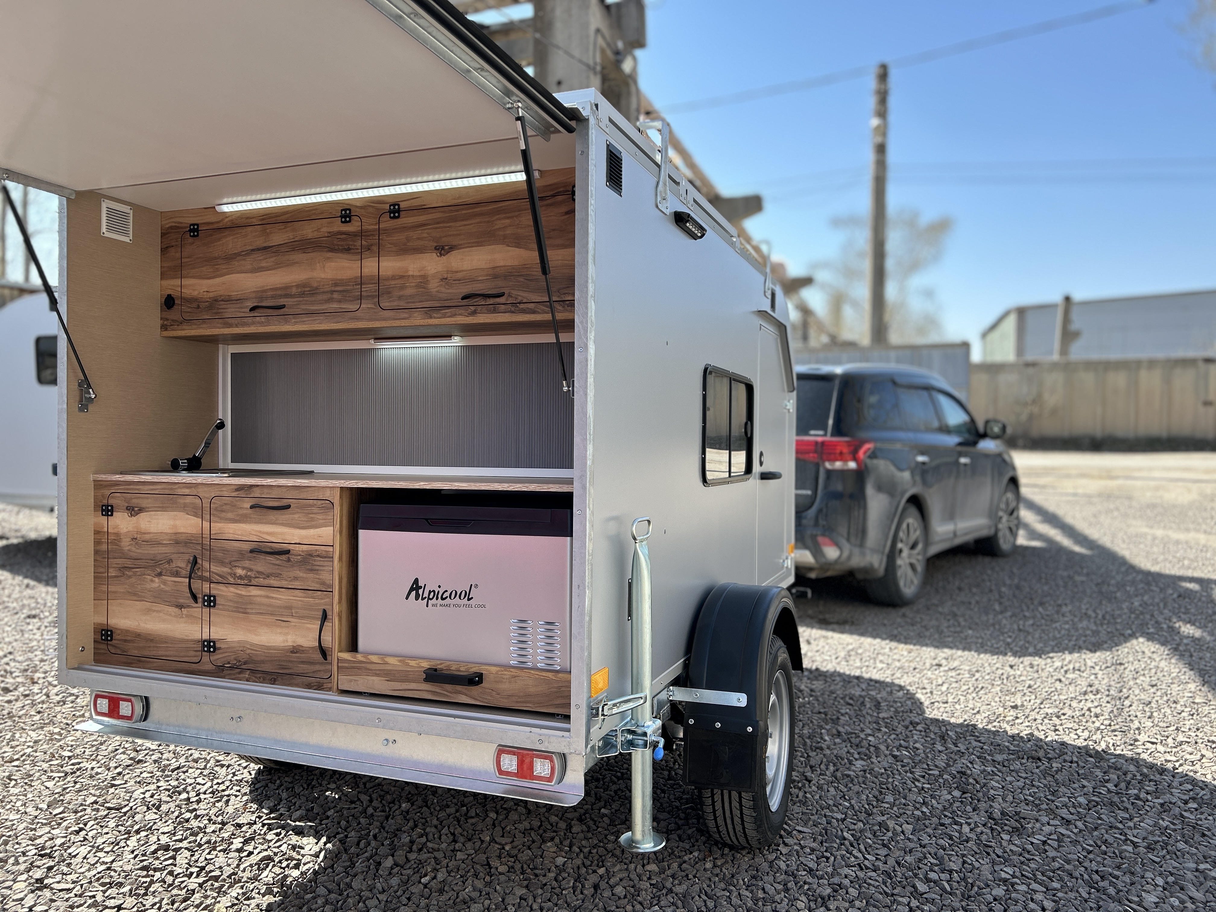 Проём в перегородке + Шторка / Противомоскитная сетка "Плессе"